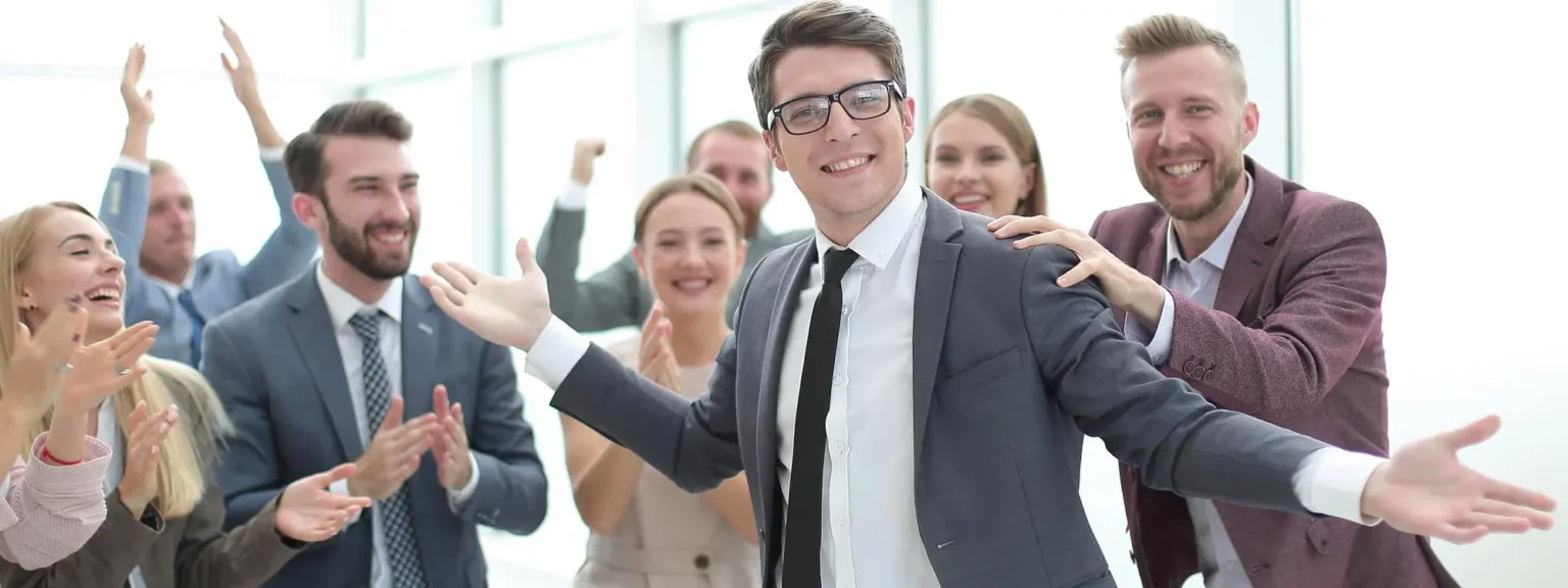 Einfach digital. Einfach effizient. Alle Geschäftsprozesse in einem System.